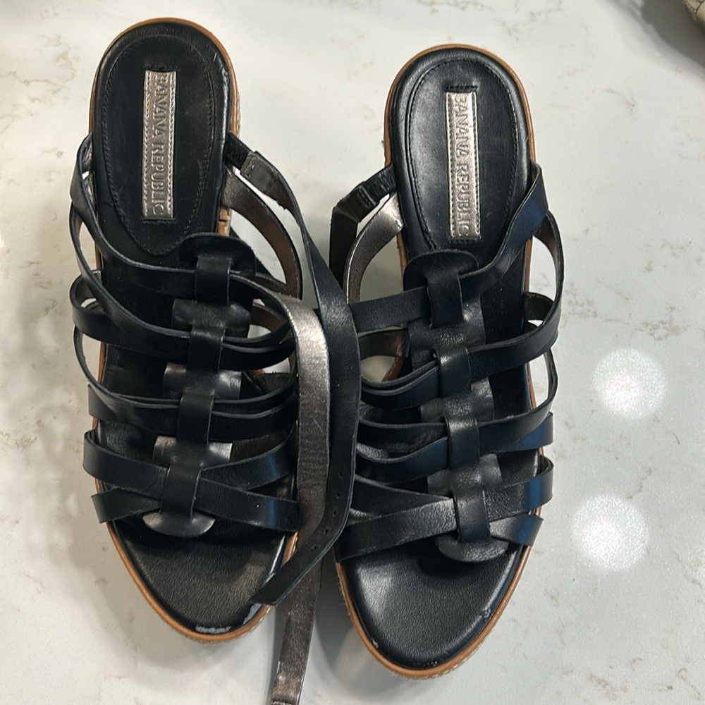 Black Strappy Slide Sandals with Woven Design